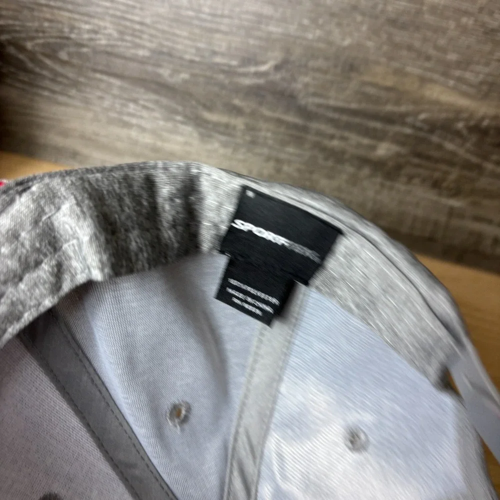 outdoor cap Company good used